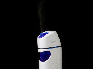 Illustration for article titled USB Mini-Cool Aroma/Humidifier Brings Moist and Smelly Coolness